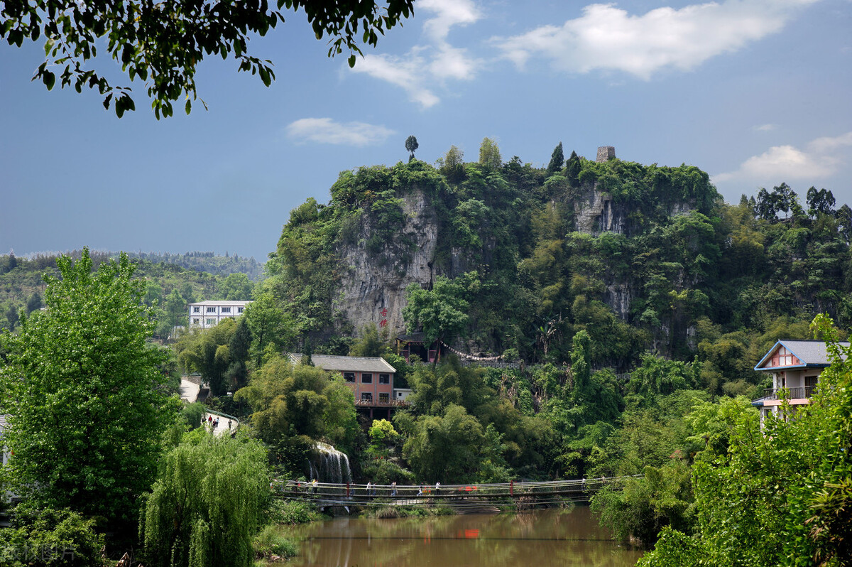 纪伯伦经典名言灵魂,纪伯伦经典句子书摘