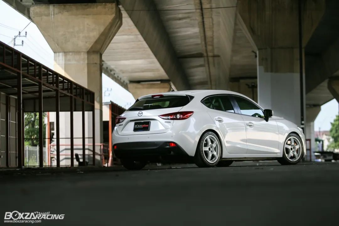 马自达平平无奇的车,平平无奇3v3试驾