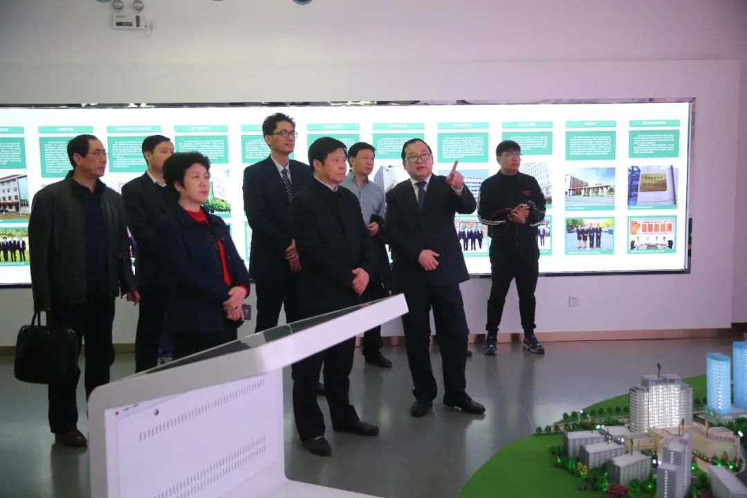 湖北房县陈新武,十堰竹山副县长陈新武