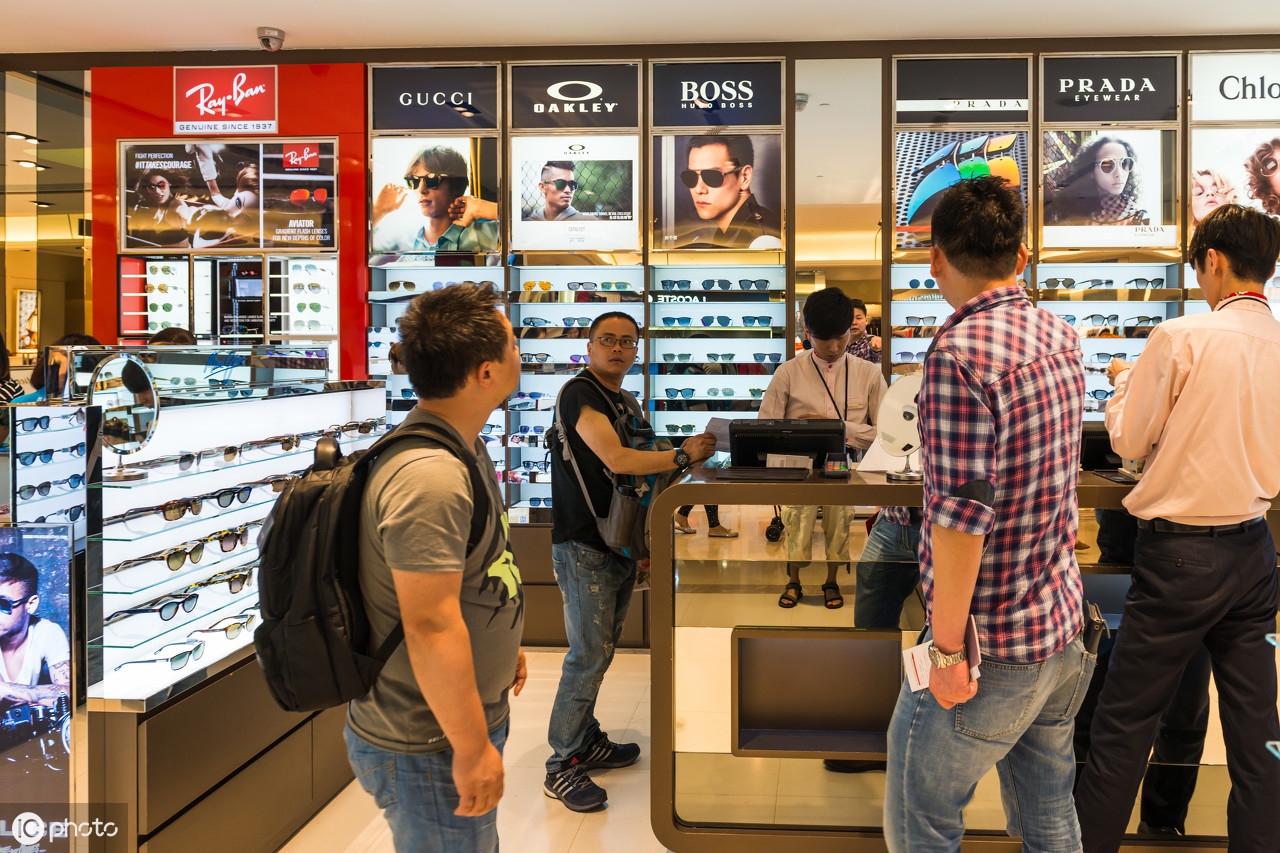 欧洲奢侈品代购骗局,揭秘奢侈品代购造假利益链