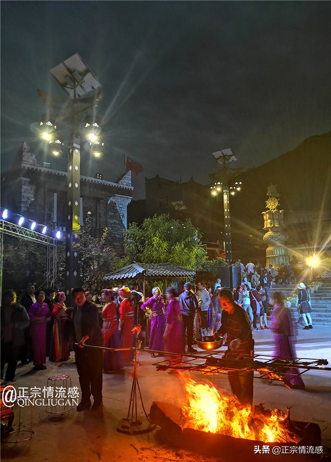 夜色成都串串爽，魅力小金苹果香#国庆中秋趣哪玩#