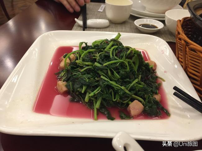 海外华人2019故乡行:去看看水漫金山的镇江金山江天禅寺,这个才是真正的金山寺,它今年真的没有被淹