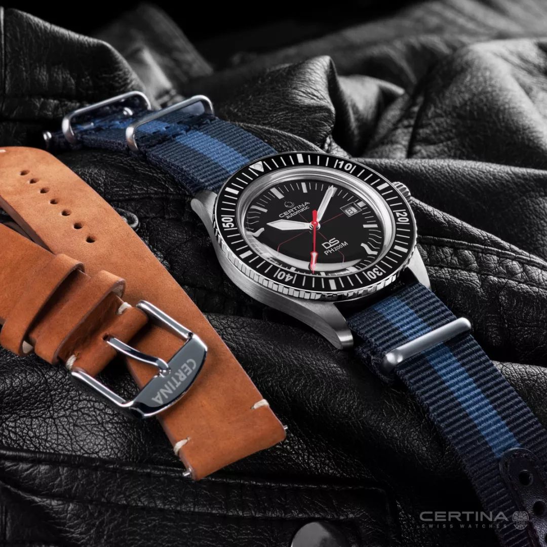 1.76版复古传奇不充钱版本,不花钱复古传奇