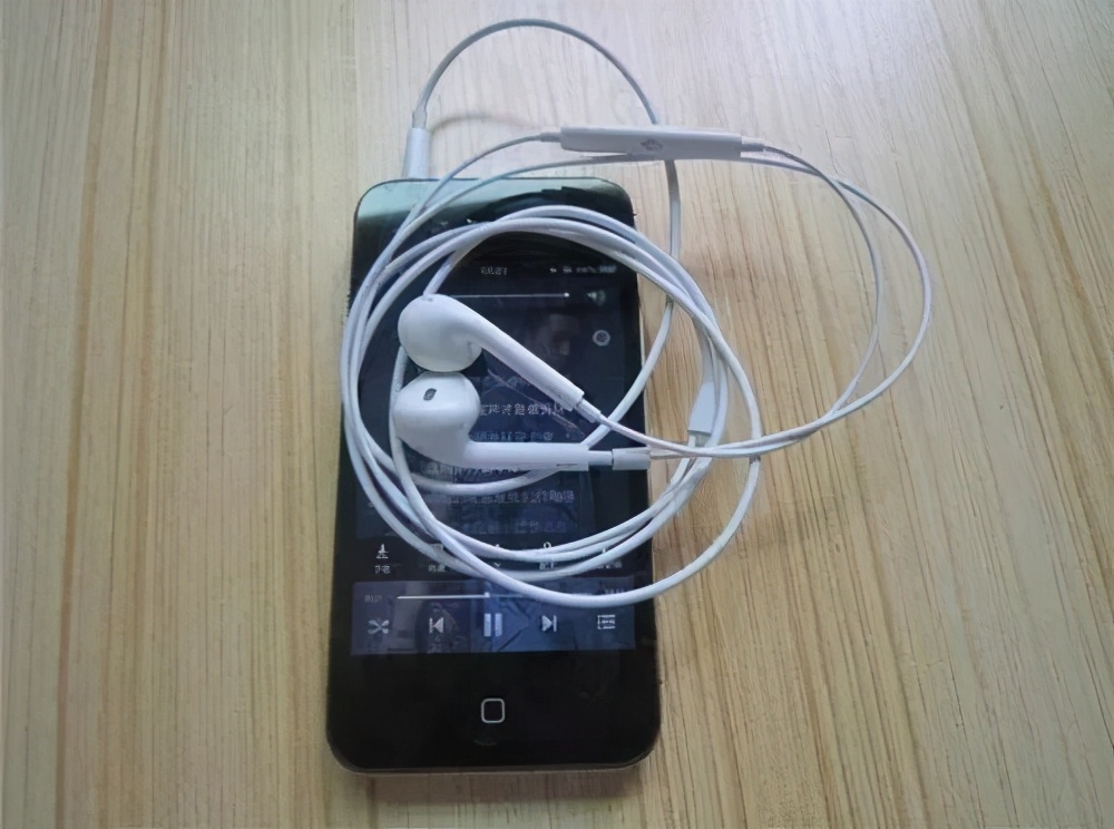 老年手机不报时怎么办没有声音,老年手机一直电流声响是怎么回事