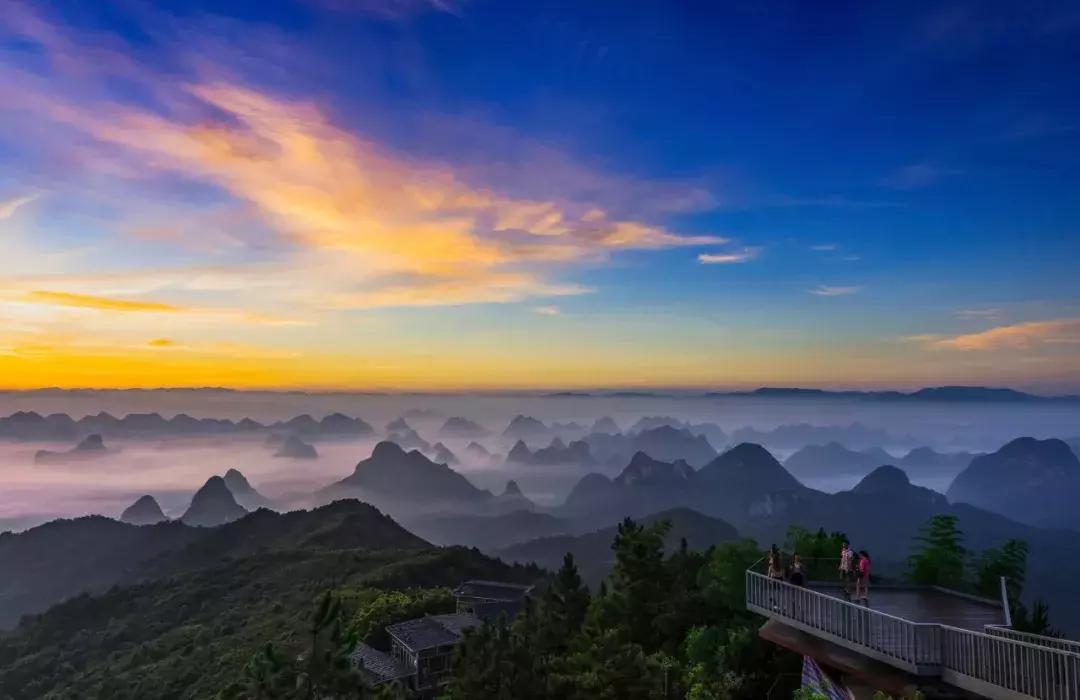 最具气势的经典古诗词,100首经典古诗词名句惊艳千年之美