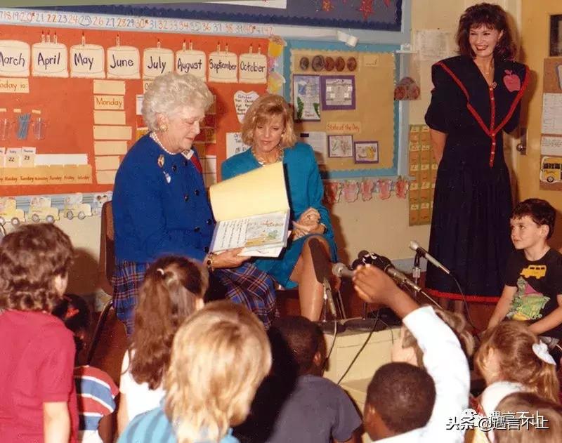 怎样评价老布什和芭芭拉的爱情,老布什和妻子芭芭拉