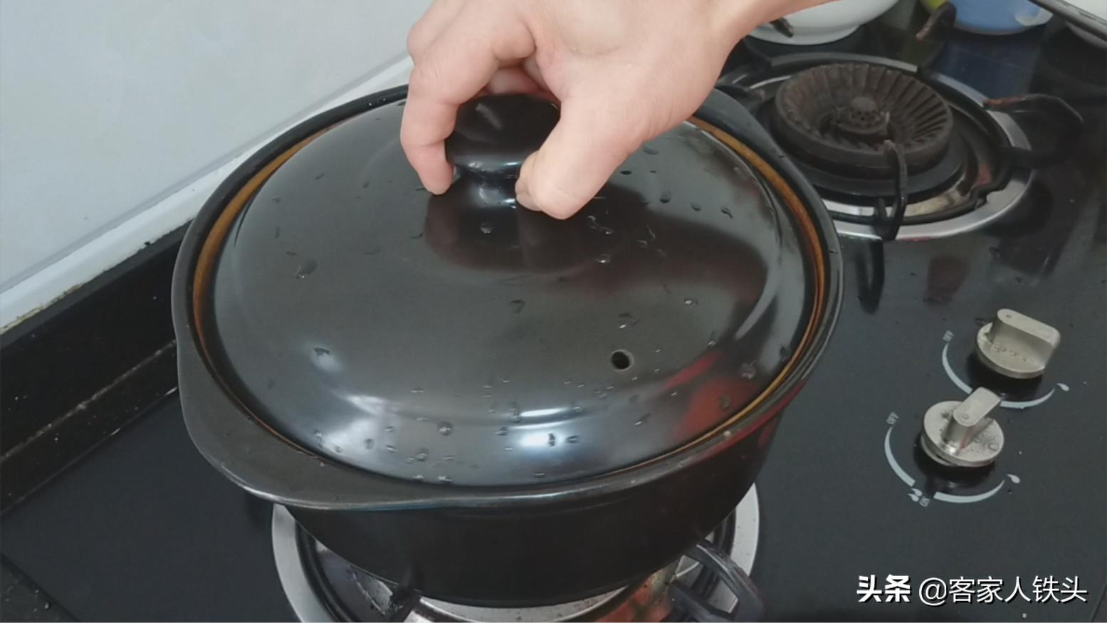 墨鱼炖肉汤怎么做好吃,墨鱼炖肉汤如何做肉香嫩