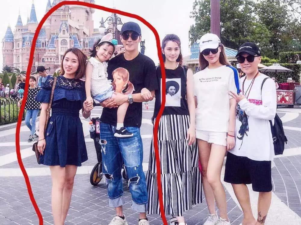 “小心一点,我有老婆”,吴奇隆的这个举动亮了……