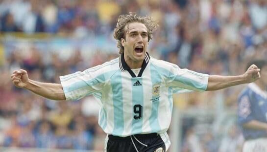 人生就像足球一样,足球是一个人的灵魂