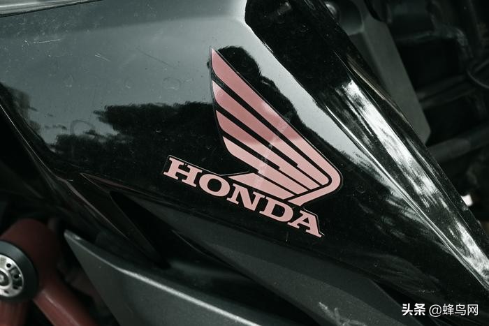 复古相机新选择尼康zfc上手体验,尼康fm2顶级功能