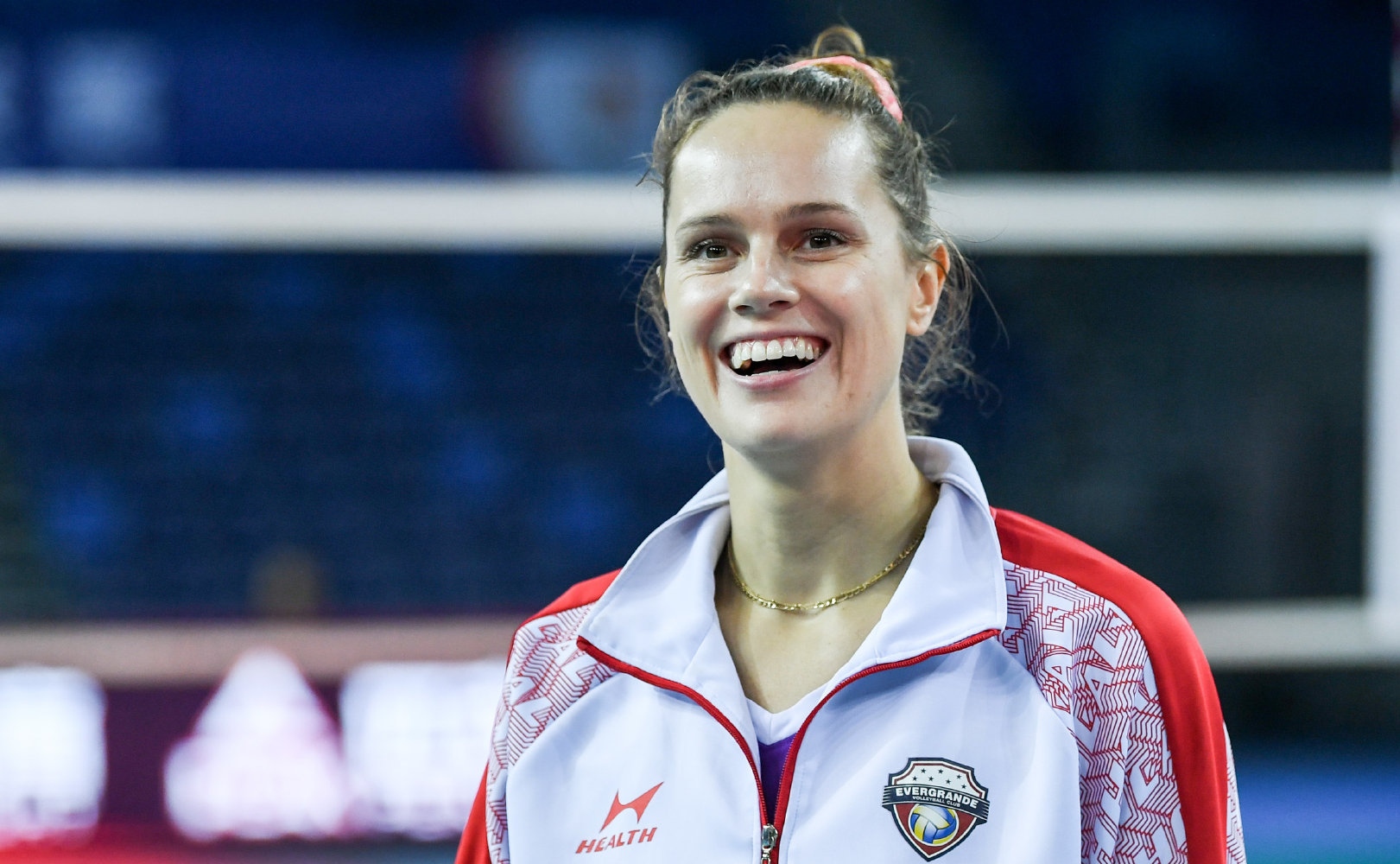 恒大疑似打假球！球迷：上海送恒大进4强，恒大还对手一个季军