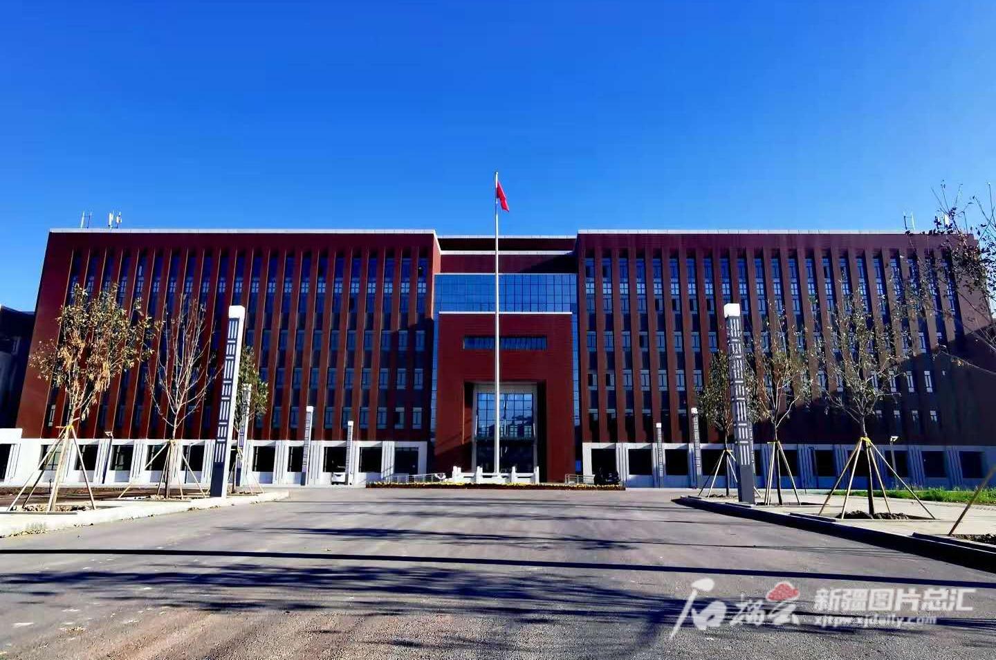 小天晨报丨*疆新**大学博达校区启用；南航北方分公司沈阳—石河子—塔城航线开通