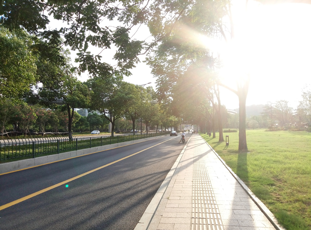 魅族魅蓝e测试视频,魅族魅蓝e系列手机怎么样