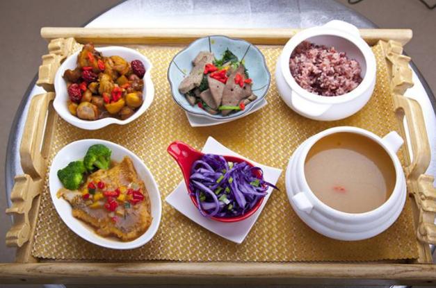 如何配合饮食催乳,产妇第四周月子餐早餐吃什么