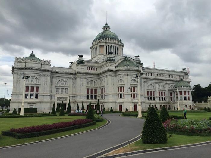 去泰国玩有什么好买的吗介绍一下,去泰国之前说说