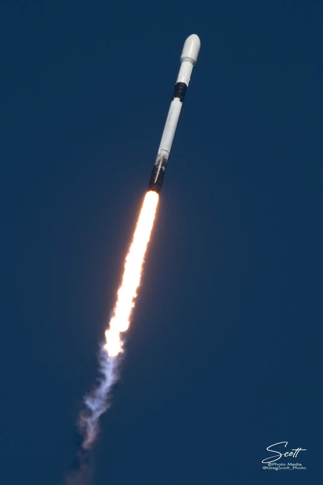 spacex整流罩完整版,spacex告别第二枚火箭