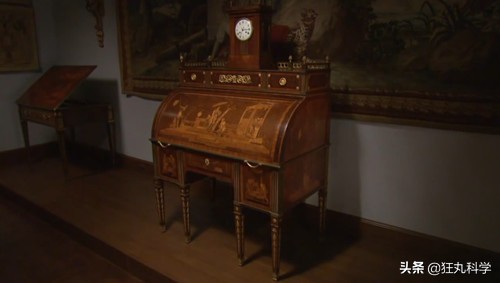 看完这些处处是机关的家具,才知道小时候的文具盒是这么来的