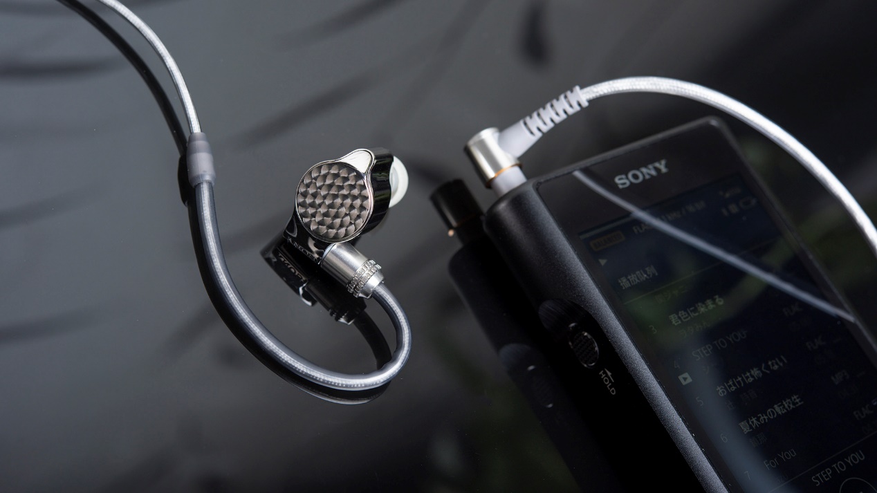 索尼ier-z1r评测,索尼旗舰入耳式耳机z1r