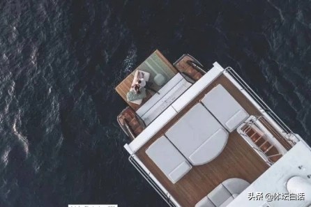 c罗豪华游艇曝光,c罗奢侈度假