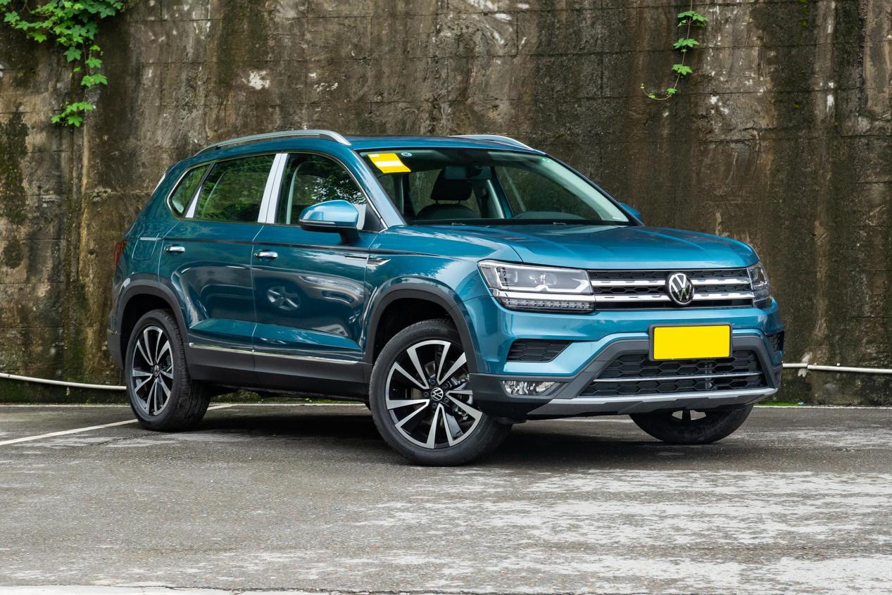 20万就能拿下全时四驱,20万四驱要什么车