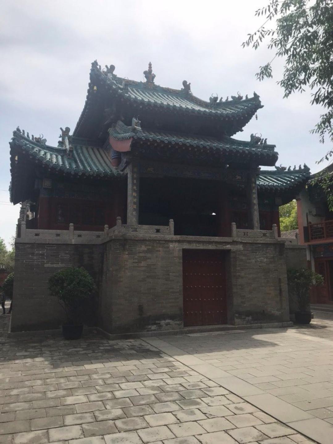 郑州大城隍庙,郑州城隍庙里面讲解