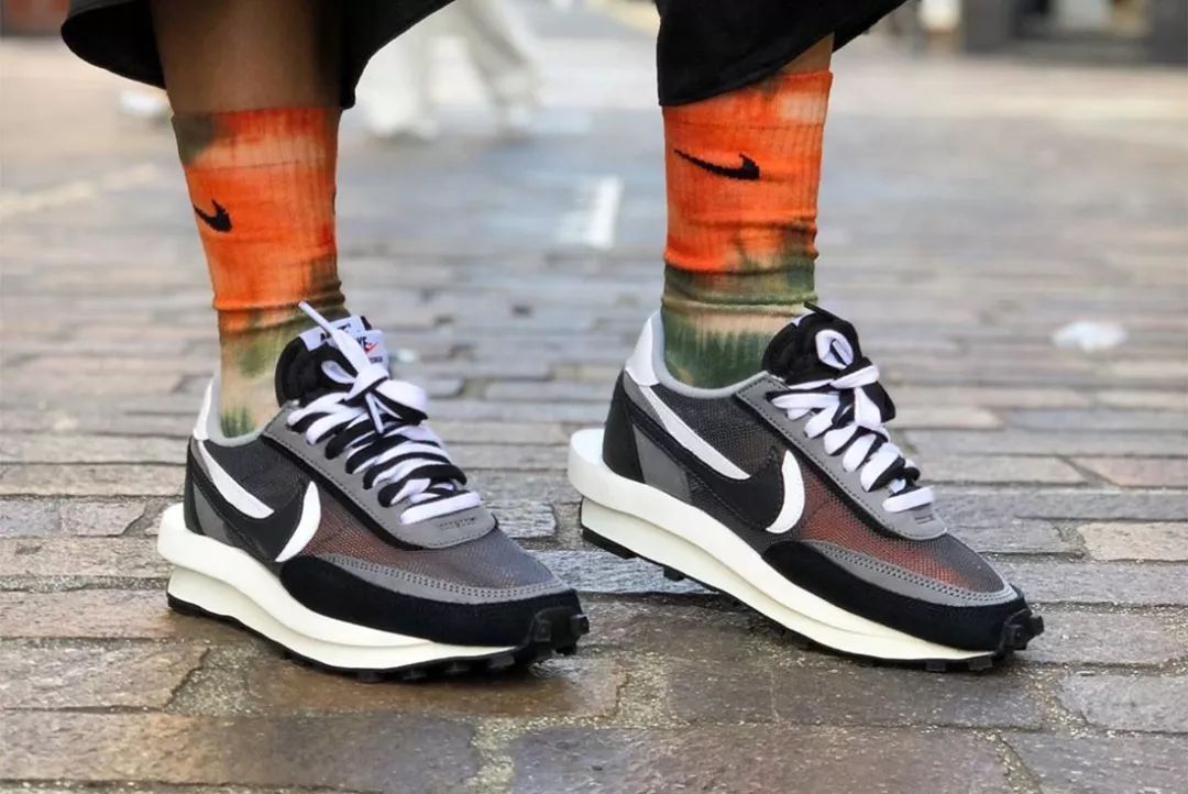 权志龙鞋带系法2.0,权志龙联名nike白鞋鞋带怎么系