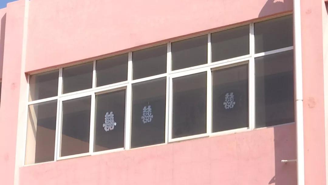 来参加婚宴，被砸伤了……维权找谁？