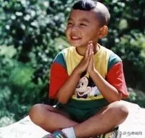 曾经这种衣服在六安夏天人手一件，穿过的都老了