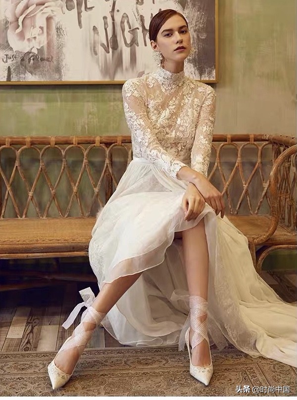 太好看了吧！！！小编精选5款天仙婚鞋，Angelababy、刘诗诗都爱它！