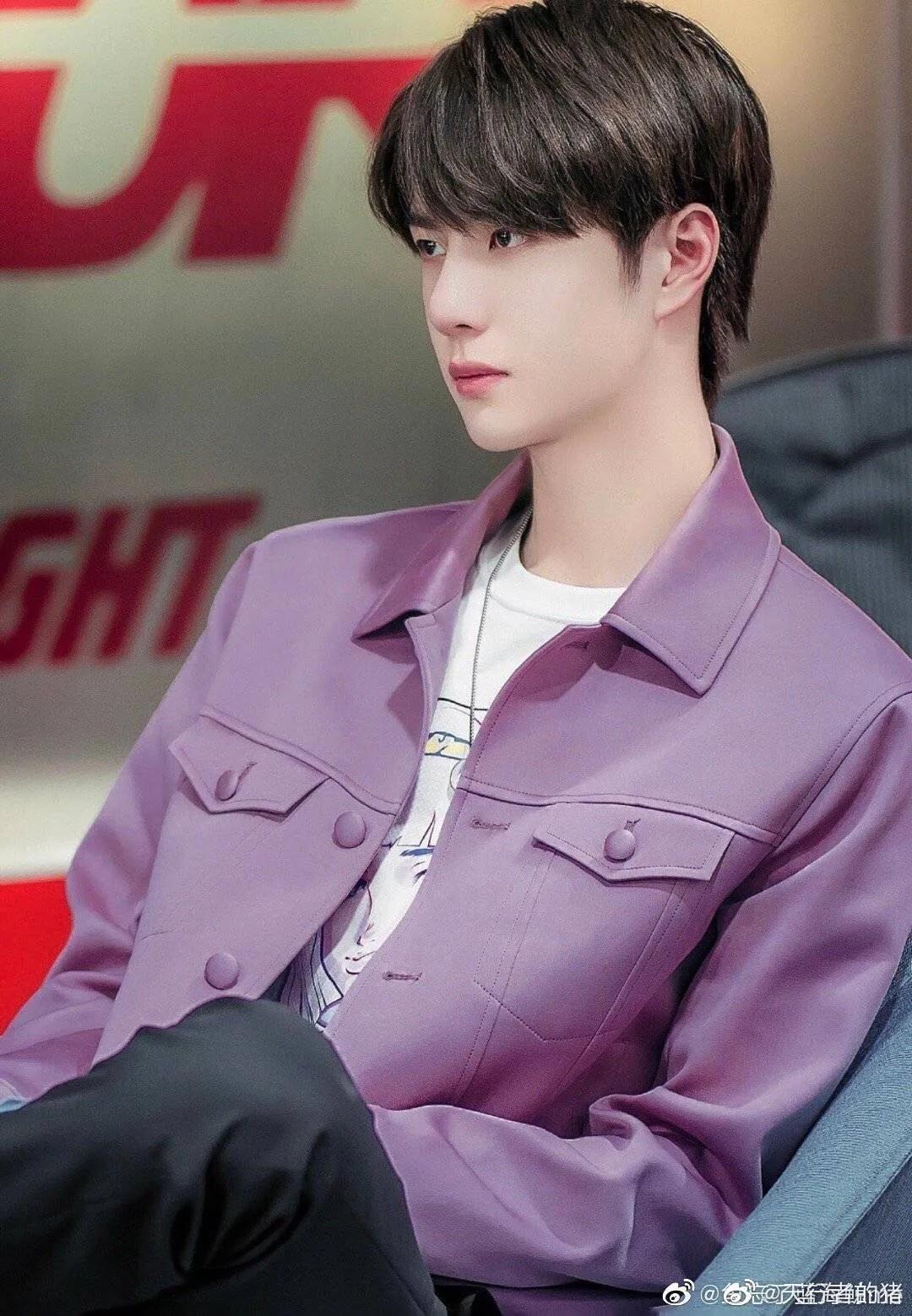 王一博代言的香奈儿蔚蓝味,香水王一博香奈儿蔚蓝