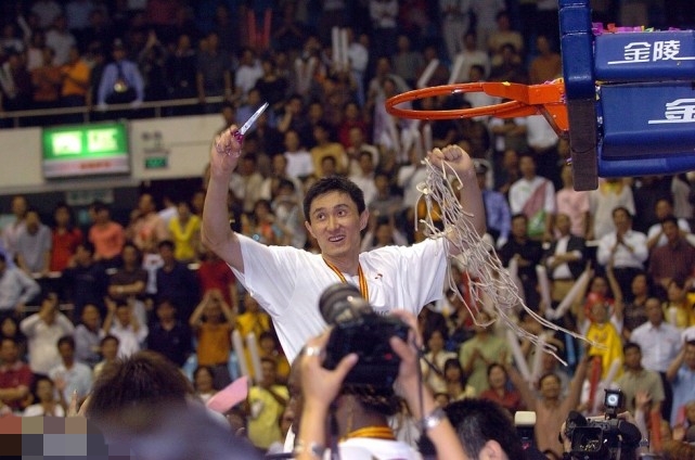 回顾广东宏远男篮,广东宏远队队史纪录