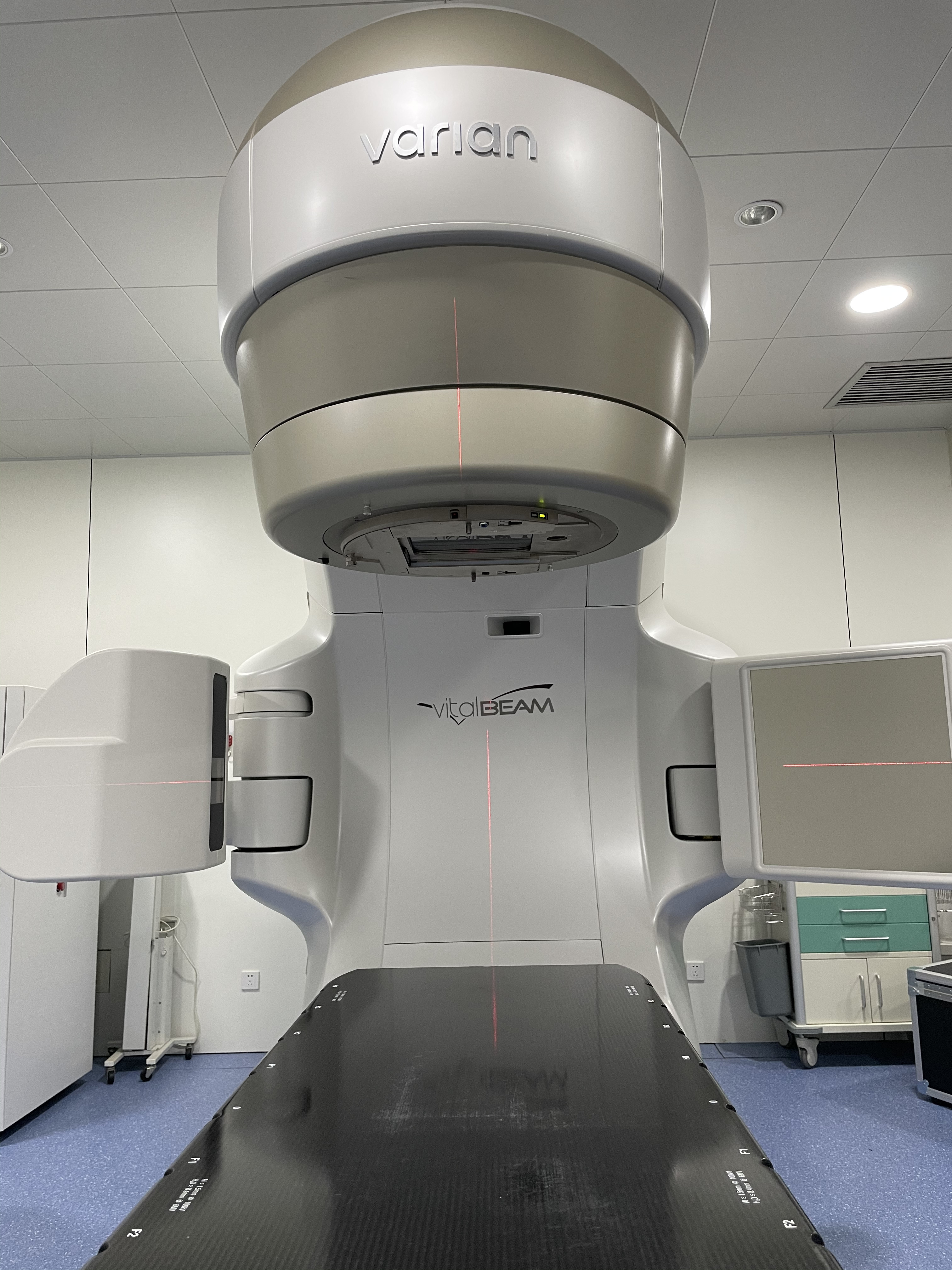 放射超人,最先进的放疗医用直线加速器