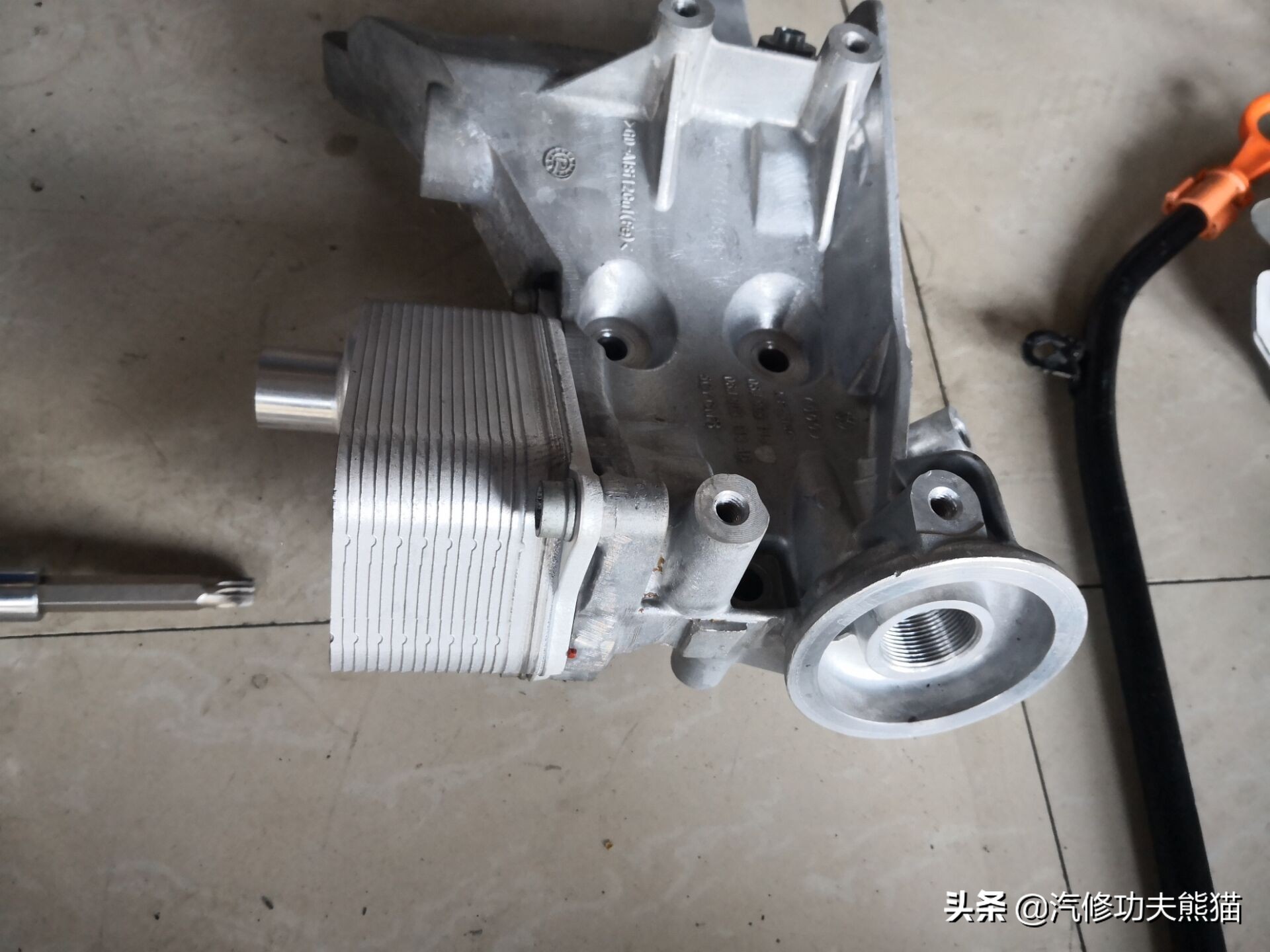 上海大众SUV销量王途观烧机油、漏机油被人乱修一通差点搞报废