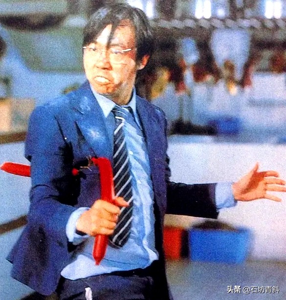 半斤八两打工仔许冠杰完整版,半斤八两一位打工仔完整版