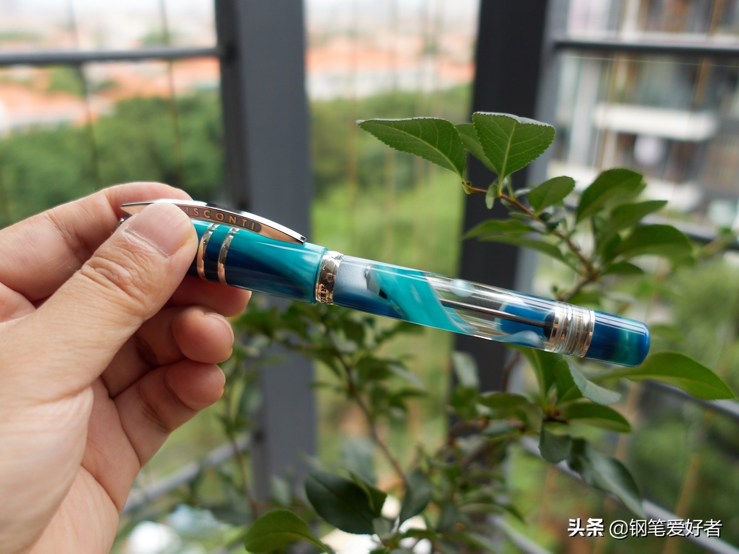 绿智人钢笔限量几支,维斯康蒂钢笔智人系列对比