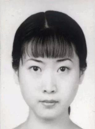 同是“后天”亿万富婆，你娶芙蓉姐姐，还是黄圣依？