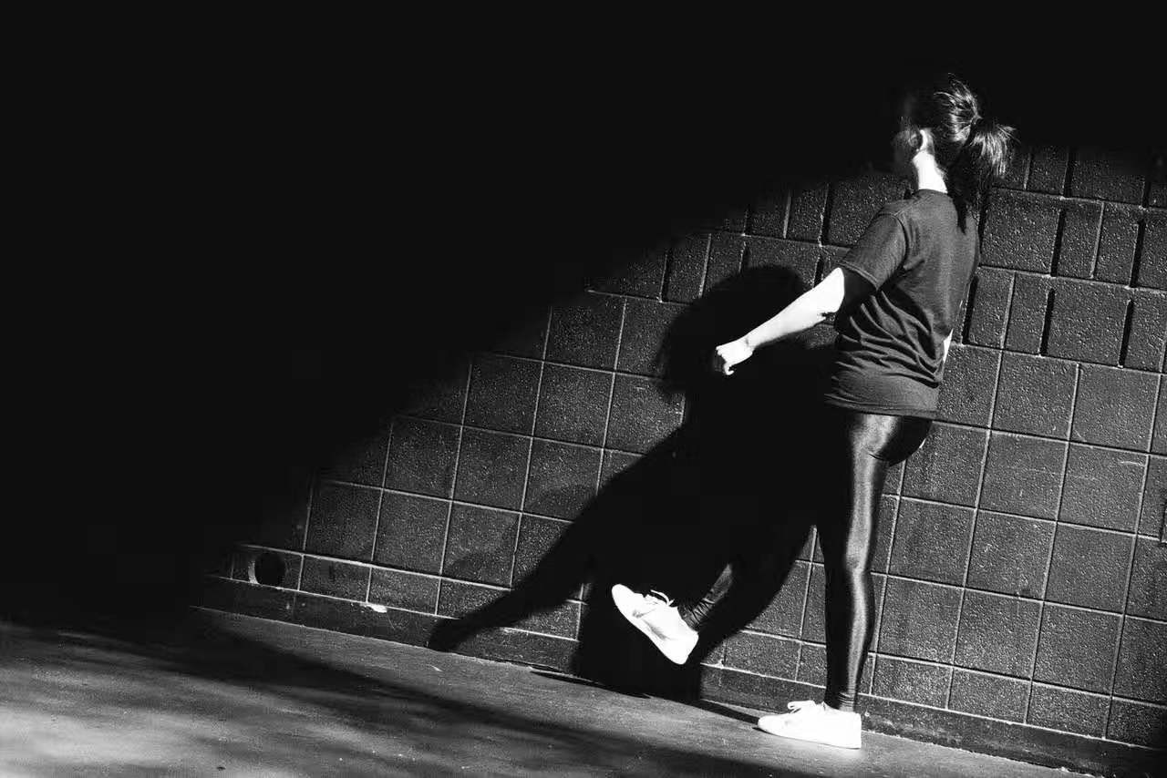 罗小佩，作为戏剧、电影导演的她，曾经学的竟然是神学？