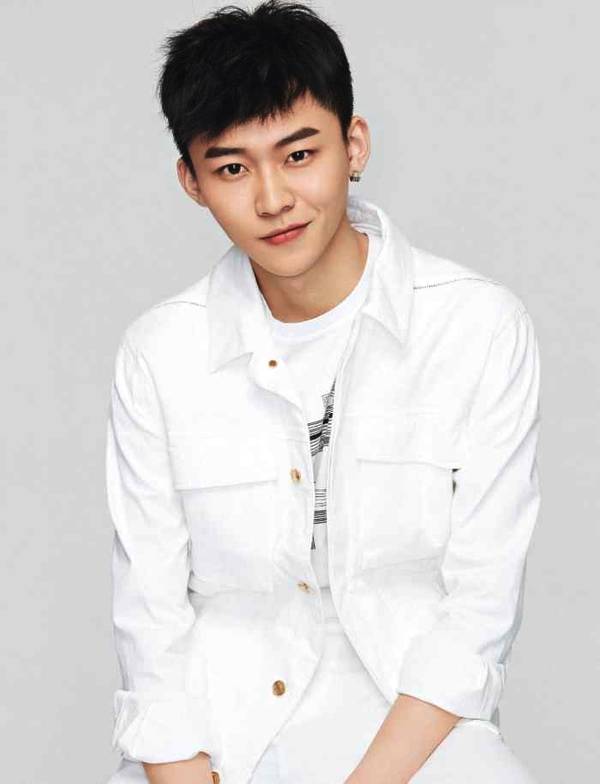 刘怡潼谈及关晓彤,关晓彤刘怡潼视频