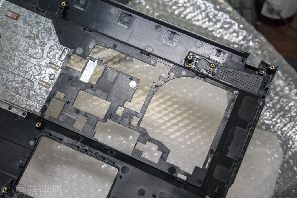 联想y400转轴坏了修理,转轴坏了换a壳手工费多少