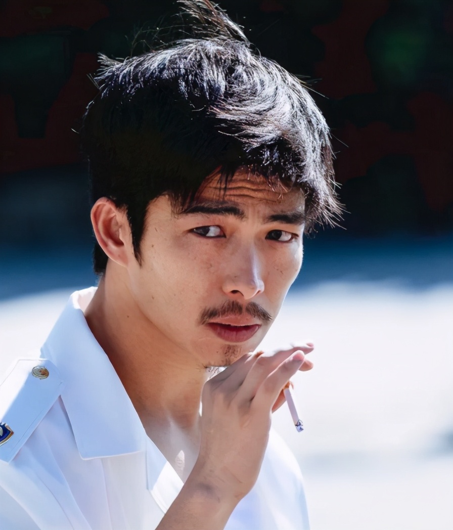 占有欲极强的男星,男子气概十足的男星