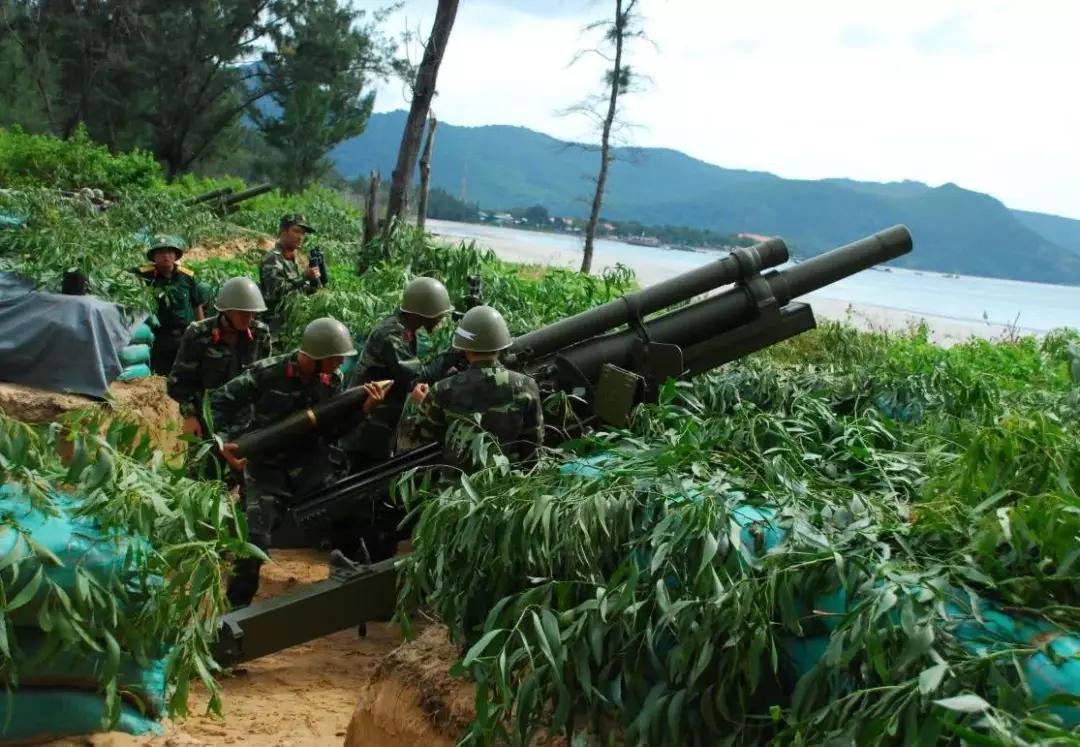 越南军人看我军装备,越南军人参观中国装备