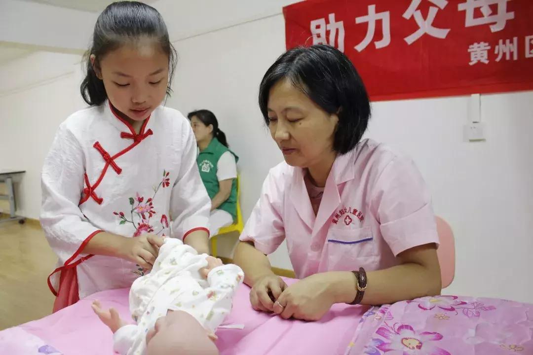 支部“搭台”，黄州区长江花园小区真热闹，跟随我们来看看