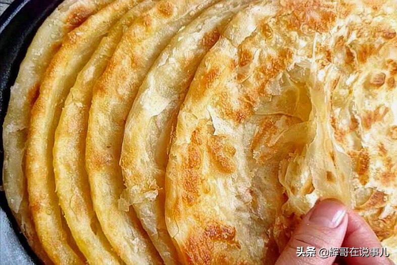 90后大学生创业卖手抓饼,90后负债500w摆摊还债