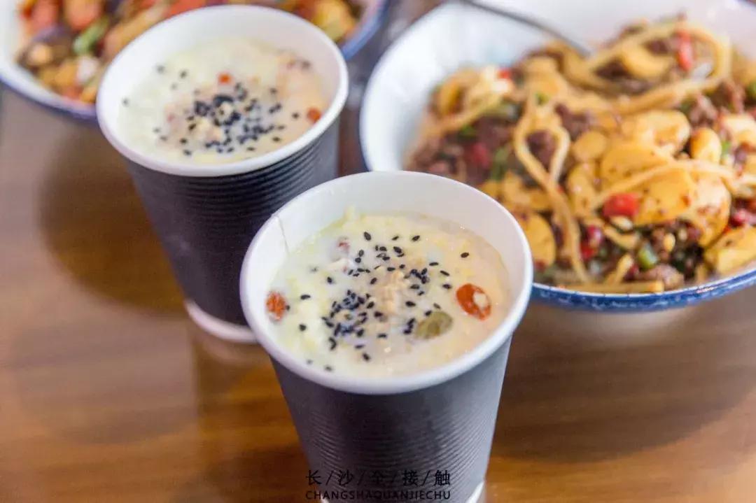 留得住回忆但是留不住人心,留得住的记忆回不去的乡愁