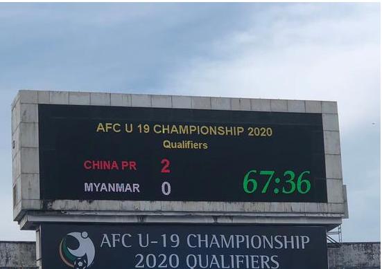 连大学校队也输的这支国足终于赢球了,球迷:下一场现原形!