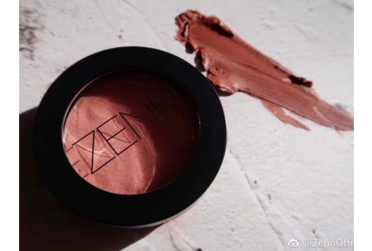 泰国美妆推荐，只需五十元就可get皇室同款