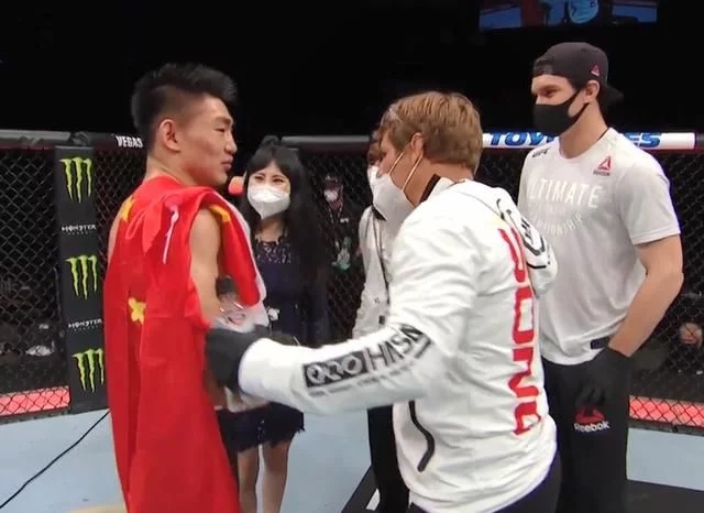 ufc拳手看宋亚东比赛,ufc拳手有多难