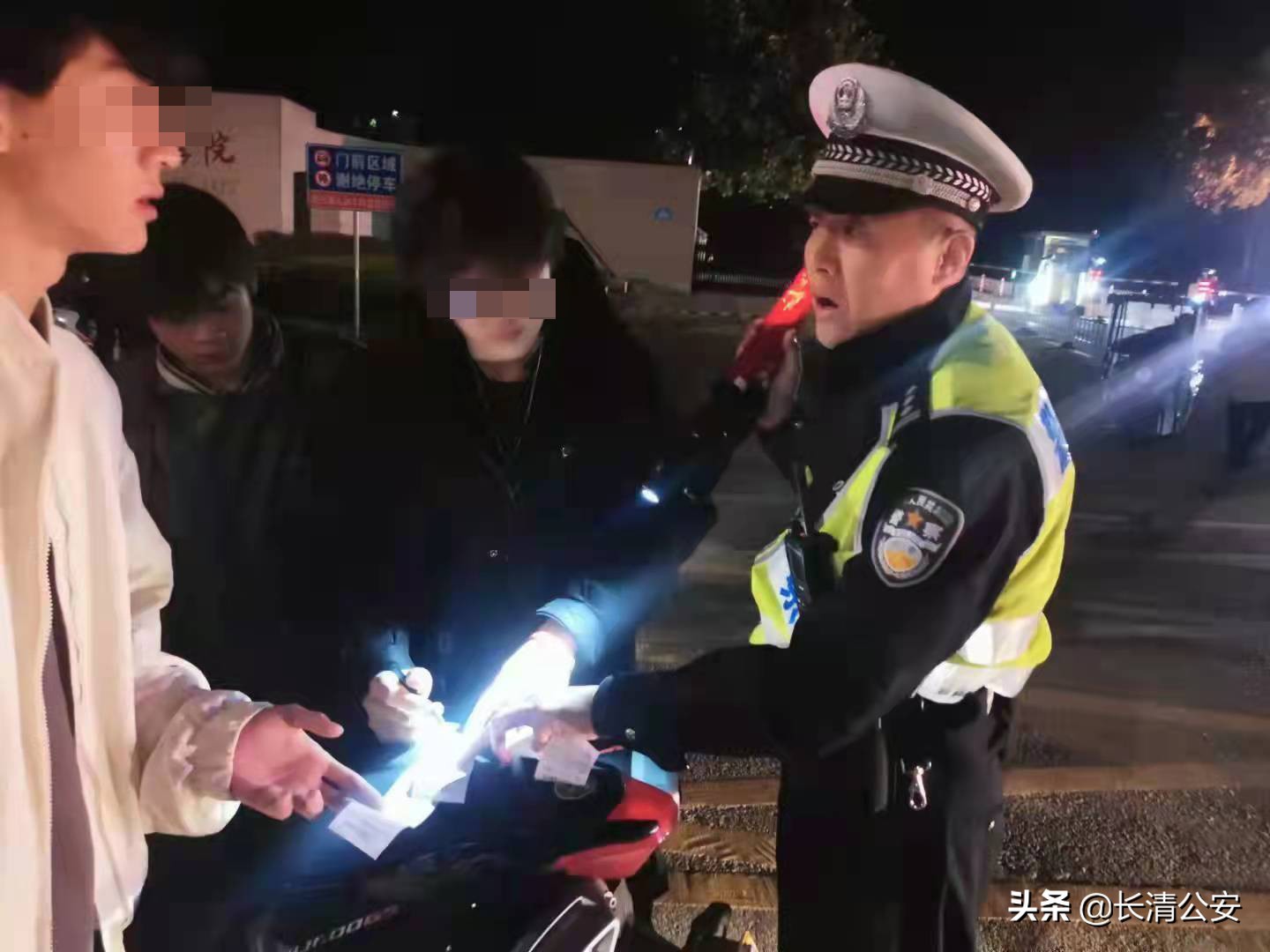 路畅景美百业兴,路畅景美如何打造