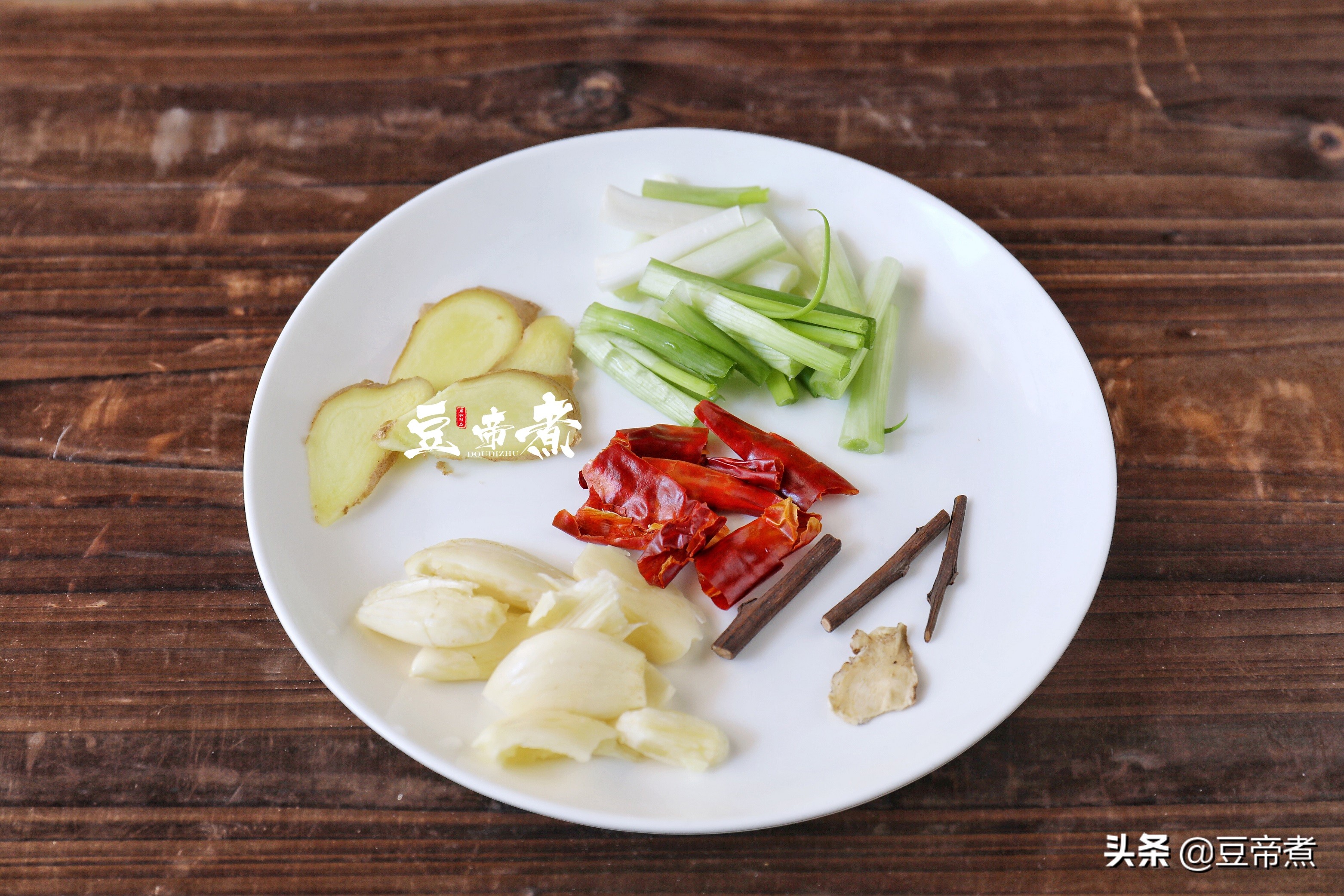 鸡肉香菇板栗汤的做法大全,洋葱板栗香菇鸡肉
