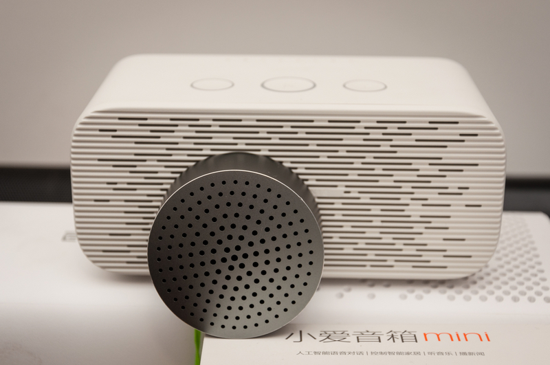 到底选天猫精灵方糖还是天猫精灵方糖R？智能小音箱评测